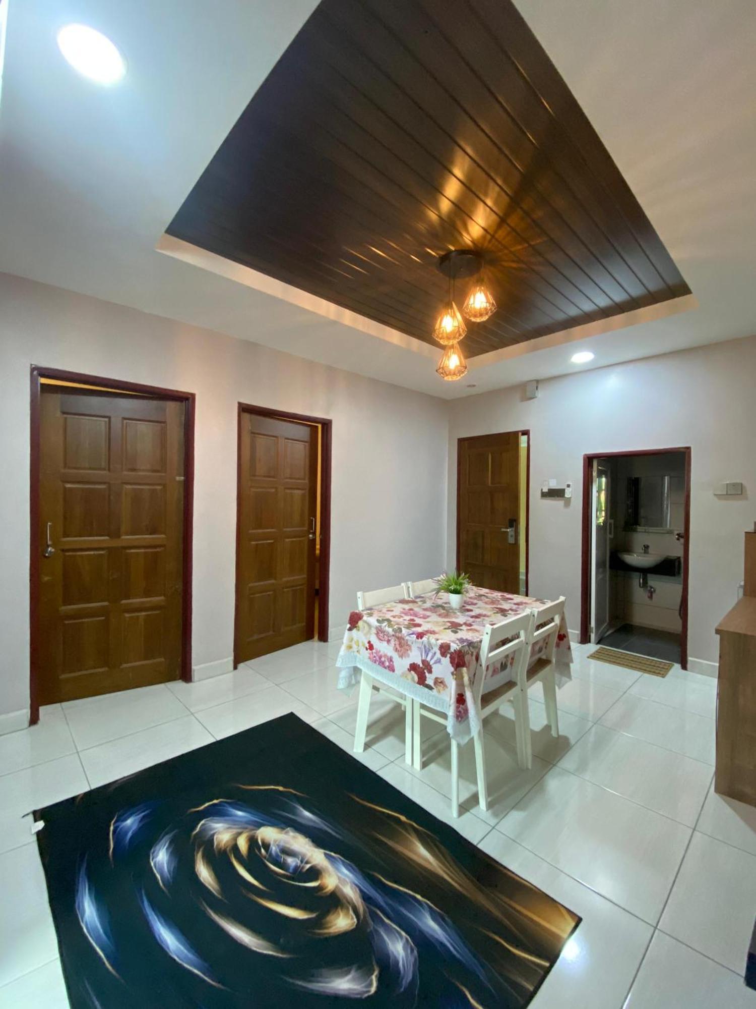 Grand Village Inn Pantai Cenang  Exterior foto